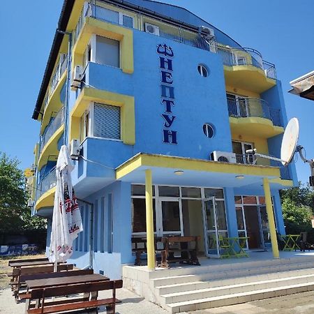 Family Hotel Neptun - Lozeneț Exterior foto